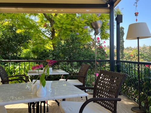 Why Outdoor Dining Chairs Are Essential for Creating a Cozy Dining Space